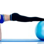 Pilates a casa: esercizi e attrezzi per eseguirlo da casa